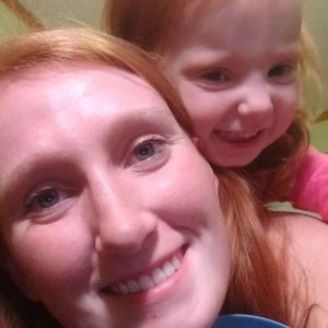 Meet your Posher, Caitlin